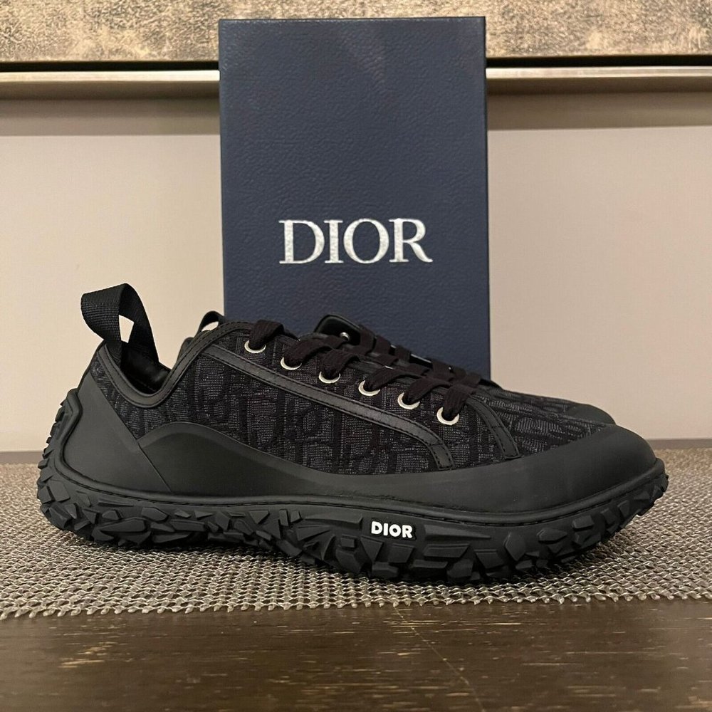 Dior , B28 Oblique Low Top LT Sneakers in Black , BNWB 11 US - Picture 2 of 4